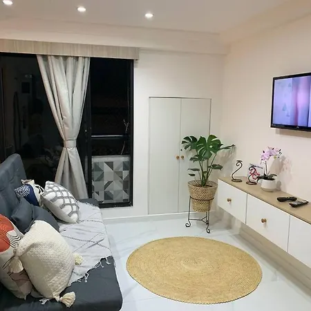Apto Na Beira-mar De Apartamento